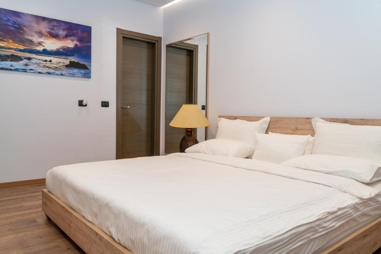 Limani Deluxe Apartment 3 Sarandë Esterno foto